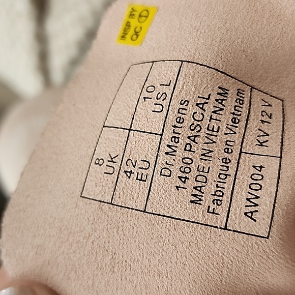 Dr. Martens NWOT Pink Tie Dye Suede 1460 Pascal Boots  Brand new! - Picture 8 of 9